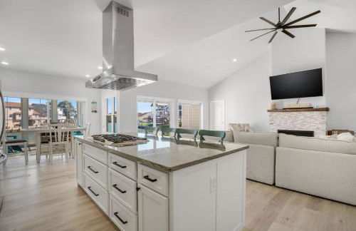 Mulligan Home - Waterfront, boat dock & community pools! - Foto 13