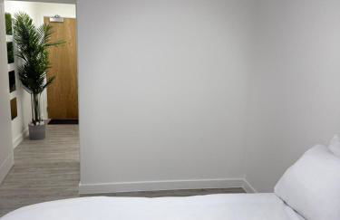 Serenity Waterfront 2 Bed Apartment - Foto 44