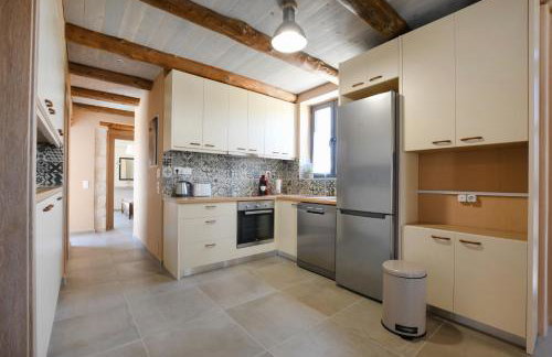 Arismari Villa - Heated Private Pool - Photo 41