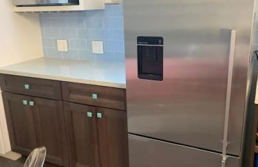 2 bedroom bungalow with hot tub - Photo 45