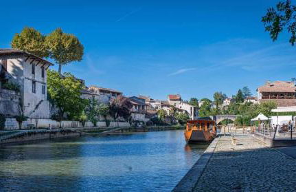 Joli gîte indépendant 2 à 4 personnes, au calme, serviettes & draps fournis, wifi, climatisation, parking gratuit - Foto 23