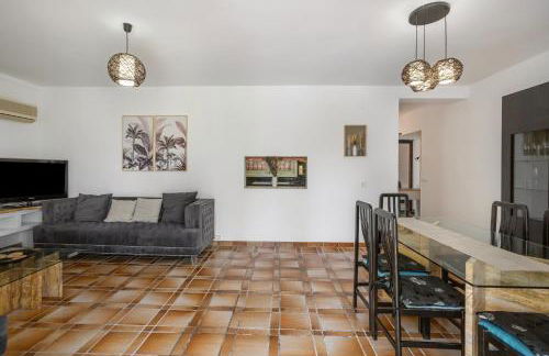 Villa La Font with pool and bbq - Foto 25