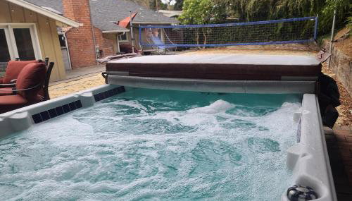 Westside Retreat w Yard, Grill, Hot Tub, Near Sofi Stadium, LAX, and the Beach - Foto 1
