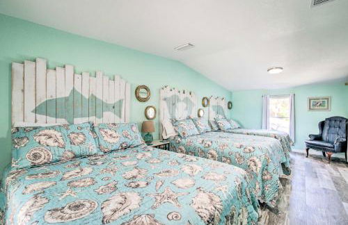 Boat Dock and Porch Riverfront Retreat in Homosassa - Photo 32