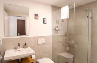 Garten, Küche, Parkplatz & Mehr - Komfort Apartment Bavaria - Foto 13