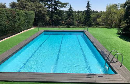 Villa Rana, con amplio jardín, barbacoa y piscina - Foto 24