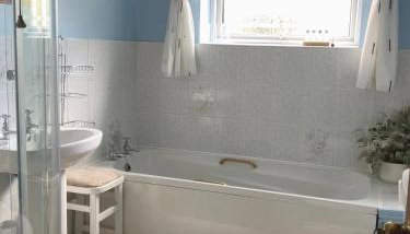 Brookleys - Photo 3, Shower