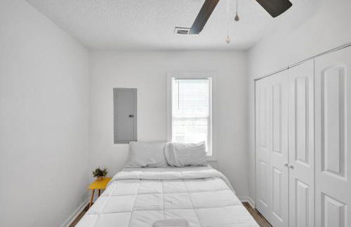 Quiet Family Home - Downtown, Pet Friendly, 4 Beds - Foto 21