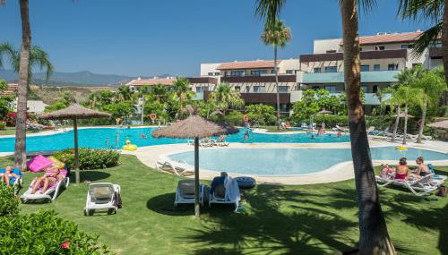 Amazing Two Bedroom Apartment in Los Flamingos, Marbella - Photo 3