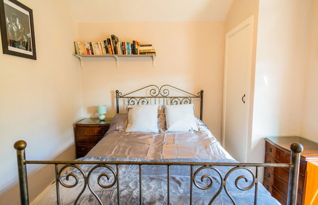 Windsor Apartment with Parking - Foto 7