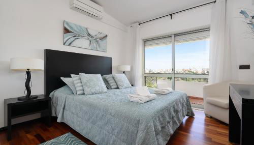 Deluxe 4BDR House W/ Pool by LovelyStay - Photo 4