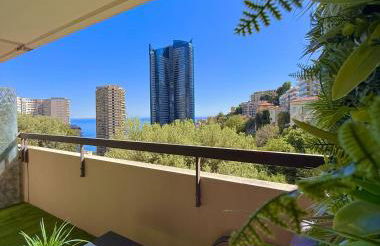 Studio de LUXE Portes de Monaco - Vue MER - Piscine - Wifi - Foto 1