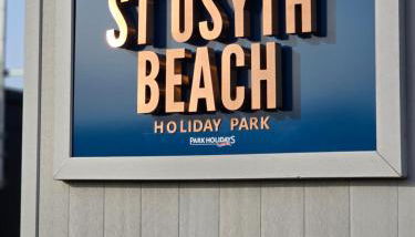 Your Seaside Escape at St Osyth Modern caravan with decking and wifi and parking Nr to Clacton on Sea - Foto 5