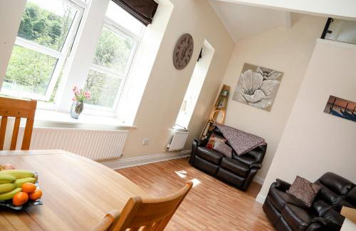 Beautiful cozy 3 bedroom 2 bathroom apartment - Foto 27