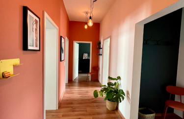 Atelier Noé ROSÉ- Kunstvoll Wohnen - Wunderbares Frühstück möglich - Ruhig und nah am Zentrum - - Foto 1