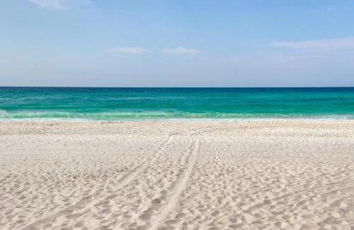 Bayfront Pensacola Beach Condo with Pool and Elevator - Foto 26