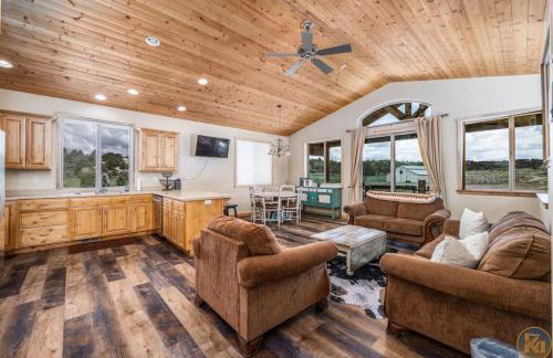 The Wildflower Hitchin Barn Near Zion and Bryce - Foto 8