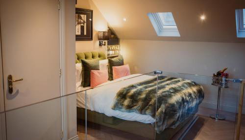 Loft Room with King Size Bed with En Suite Bath - Foto 3