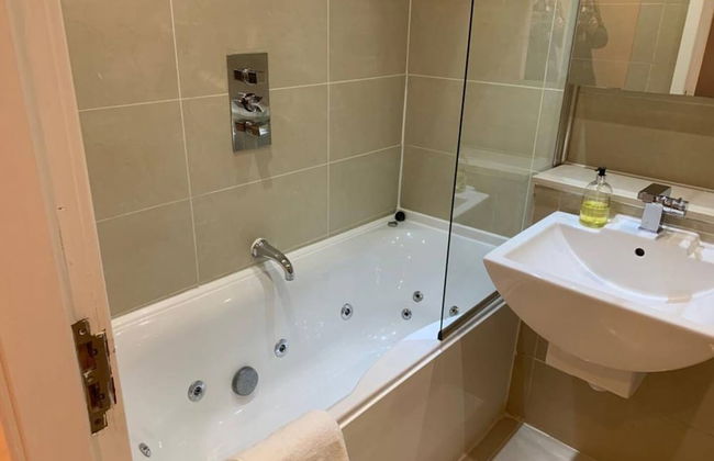 Contractor Bookers at Infinity Apartments - Foto 68