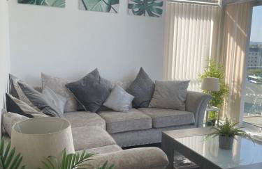 The Paisley Penthouse - Stunning View of the Abbey - Foto 23