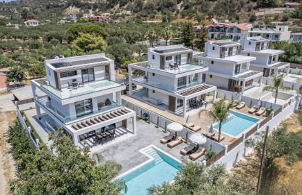 Infinity Holiday Villas - Private Pool, close to Kalamaki Centre, by ZanteWize - Foto 90