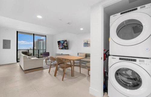 On 46th Floor! Amazing Views and Free Parking - Foto 40