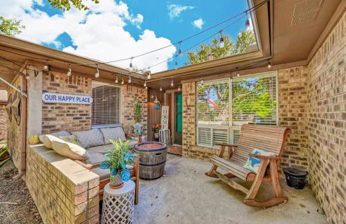 Kerrville Hidden Gem With Firepit and Grill - Great Location - Foto 21