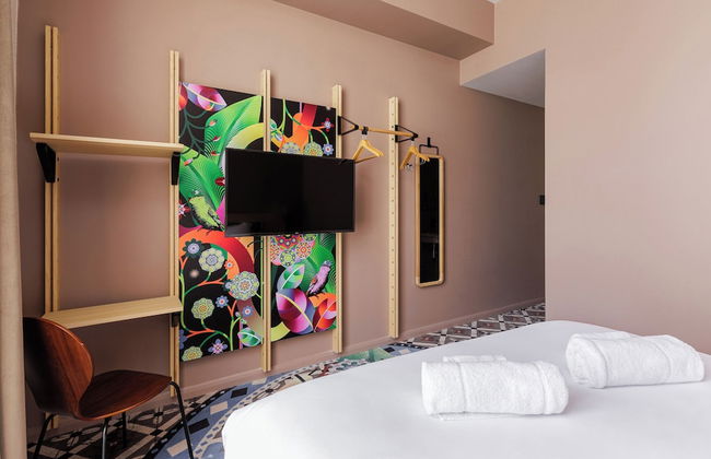 Hôtel Cloître - Entrée autonome, réception en ligne - Encore Mieux - Foto 6