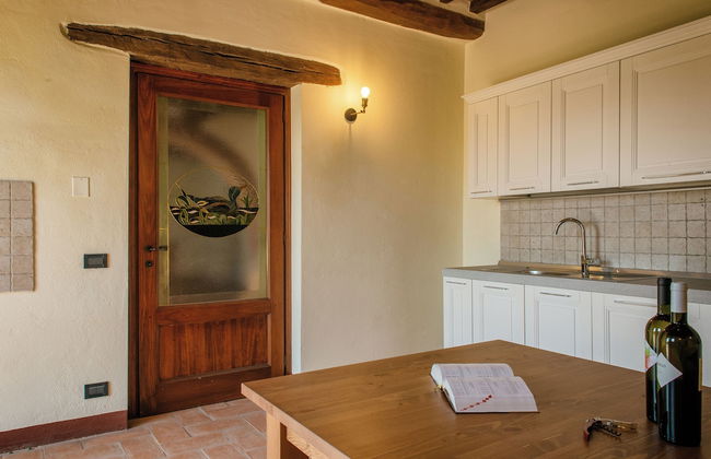 Villaluce Wine Agriturismo - Photo 11