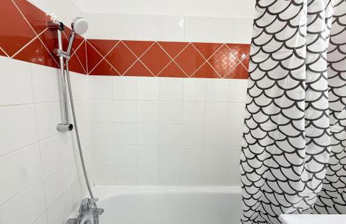 M036 Joli studio proche de la gare - Photo 6