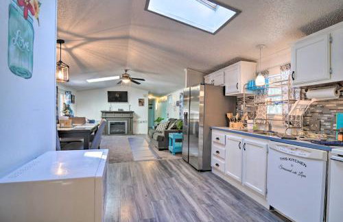 Houghton Lake Area Home with Fire Pit and Yard! - Foto 7