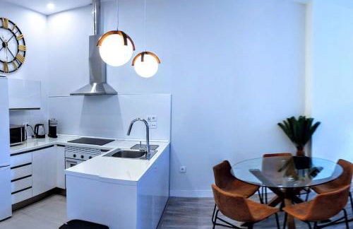 Historical center flat with pool, tennis & parking - Photo 12