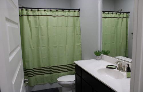 Modern Desert Retreat w AC & Mountain Views - Foto 21