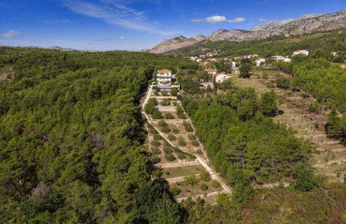 Luxury Villa Lovric with private heated pool, Jacuzzi, Sauna and private tavern - Foto 113