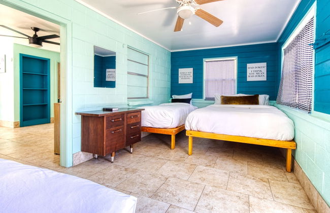 Frio River Cabins - Photo 8