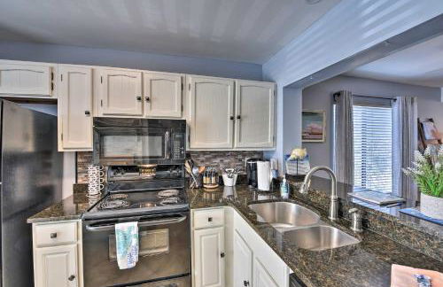 Relaxing Harbor Island Condo Walk to the Beach! - Foto 10