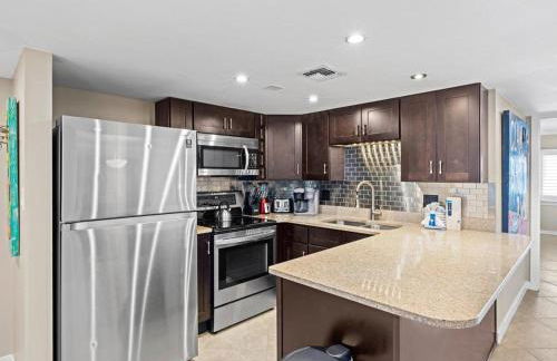 Holiday Surf and Racquet Unit 301 - Foto 3