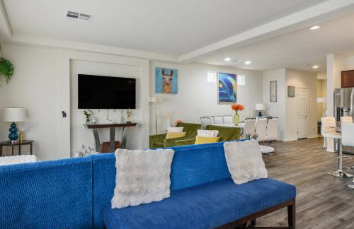 Relaxing Vegas Stay with BBQ & Games - Foto 60