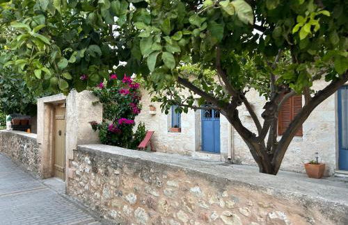 Traditional Village House - Photo 7