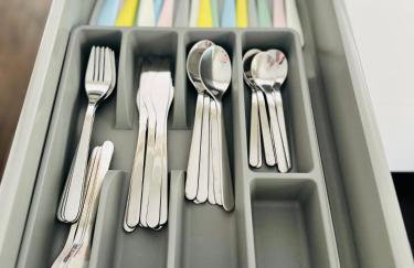 3-Bedroom, Prime Location, Private Backyard! - Foto 22