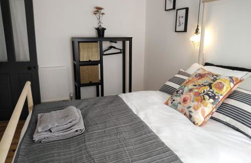 Aubrey Cottage - Photo 13