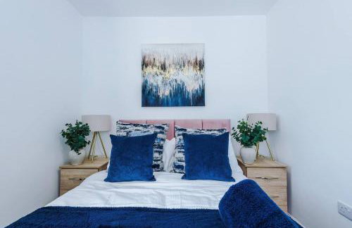 Comfy 3-BR Wirral Home | Free Parking & Wi-Fi - Foto 8