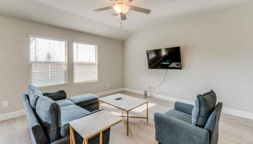 New Home with Yard and Pool Access 8 Mi to McKinney! - Foto 4