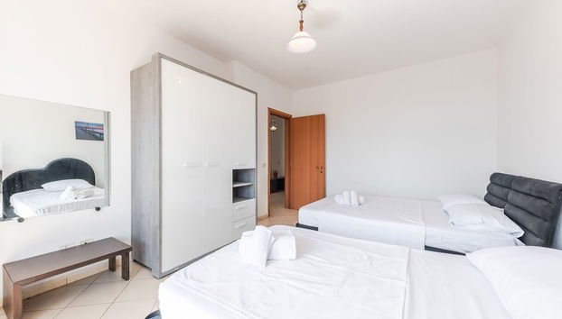 Central Main Square Apartment - Foto 3, Habitación