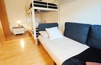 Great apartment with a pool on the beach in Barcelona - Photo 25