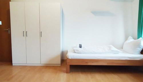 Nettes Apartment in Würzburg - Foto 2, towels, wardrobe