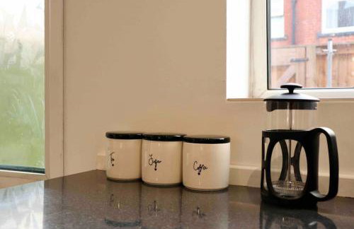 Charming 3 Bedroom Property FREE WiFi & Parking - Foto 38