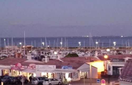 Appartement 2 pièces avec balcon et parking privé - FR-1-224B-71 - Foto 2