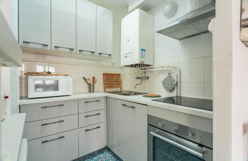 A Guéthary 300 m des plages dans un quartier calme - Foto 8