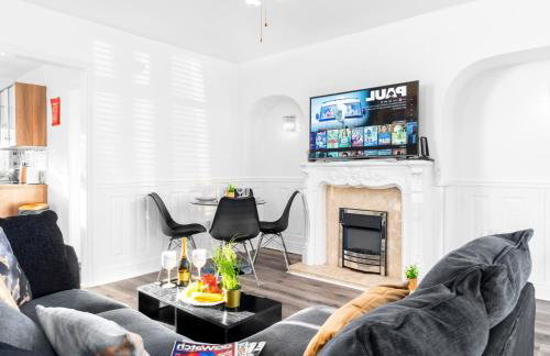 Charming 3 Bed House - Garden - Parking - Wi-Fi Netflix 83BMH - Foto 16